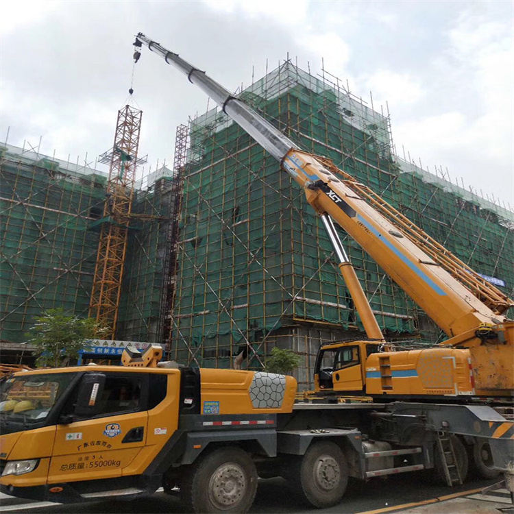 南昌青云谱25吨吊车租赁费用怎么算？选公司必看5大避坑指南