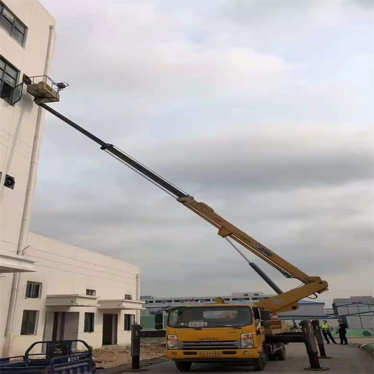 南昌青云谱附近高空车出租|市政施工/设备安装专用|随叫随到|亿立达设备租赁